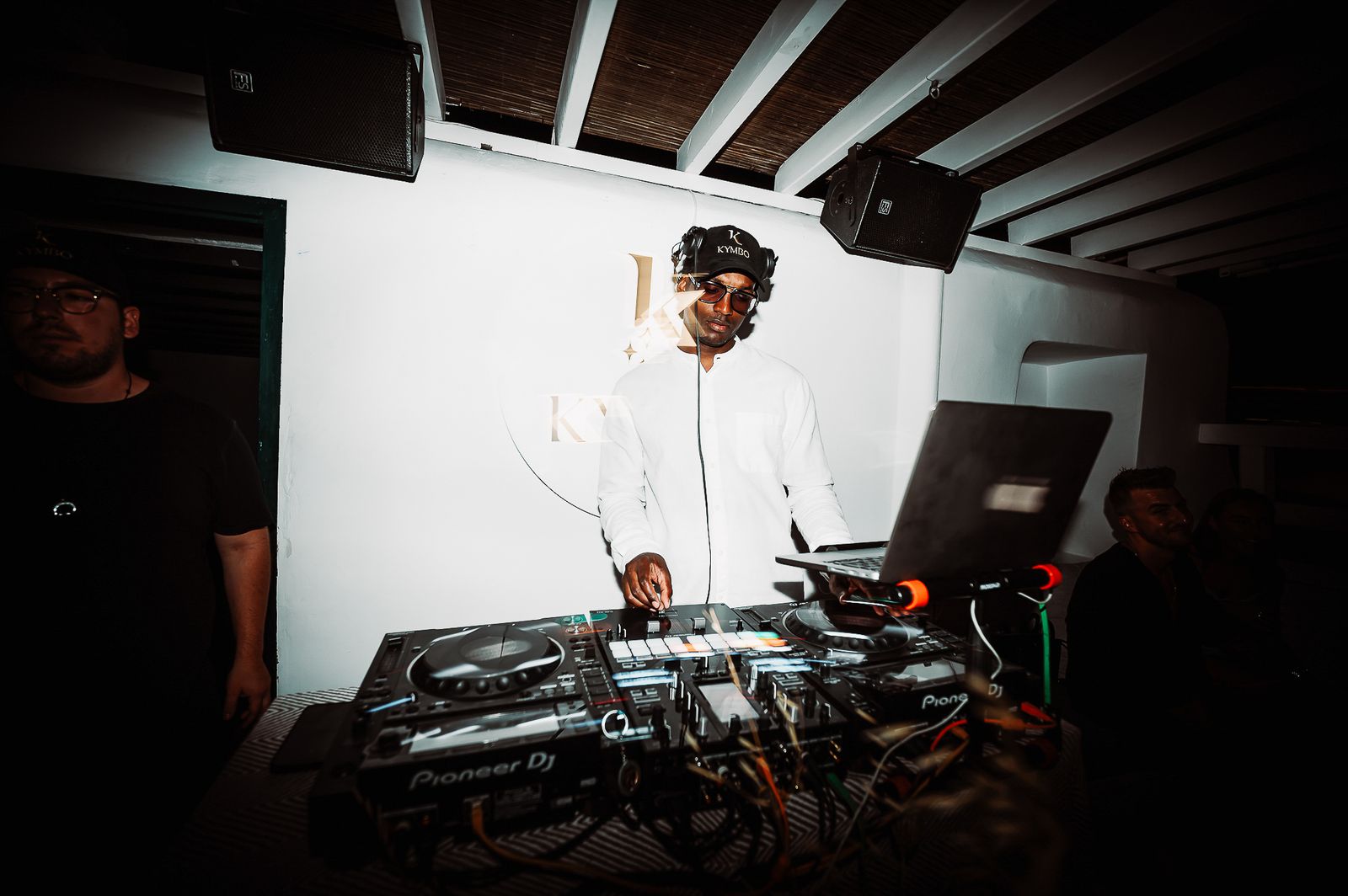 Hurrican X live in Mykonos