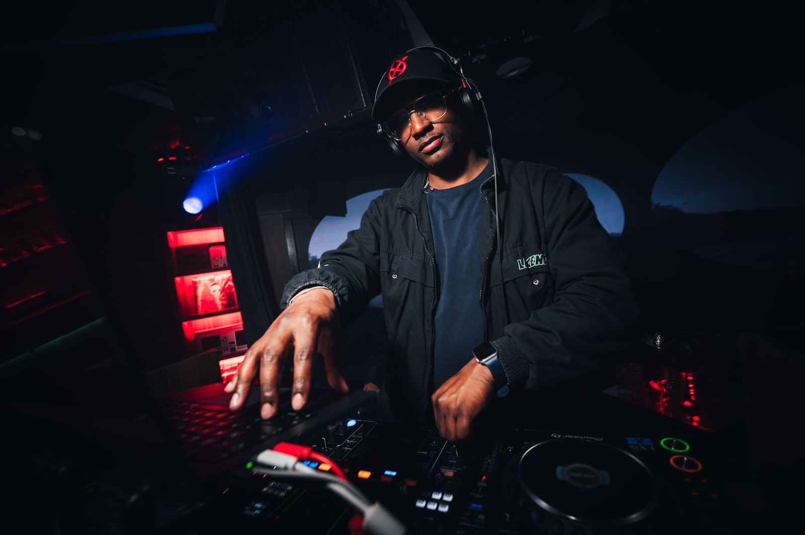 Hurrican X at Tape London